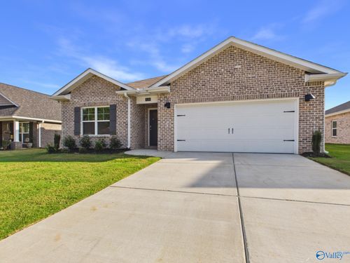 6139 Feather Way Se, Owens Cross Roads, AL, 35763-5020 | Card Image