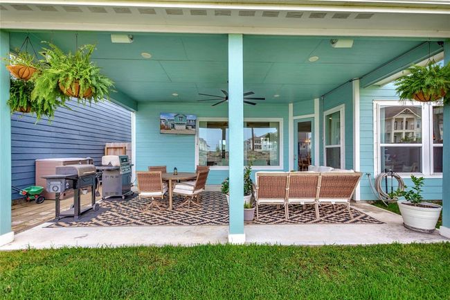 Back Yard Covered Patio | Image 29