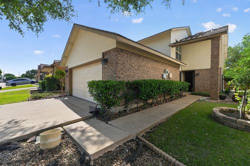 2416 Mira Dr, Garland, TX, 75044-6658 | Card Image