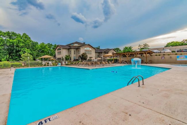 pool 3 | Image 21