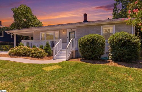 27 Sir Abbott St, Greenville, SC, 29607-2836 | Card Image