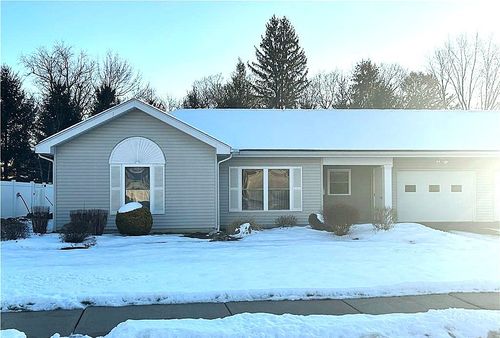 5 Biviano Ln, Norwich, NY, 13815-2060 | Card Image