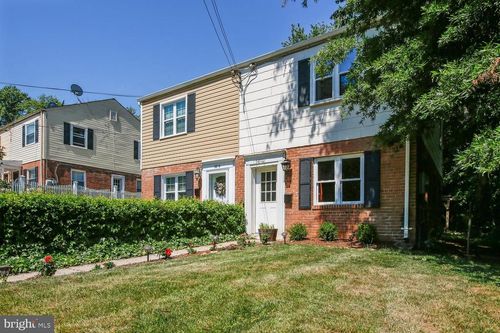 5810 Fifer Dr, ALEXANDRIA, VA, 22303-1917 | Card Image