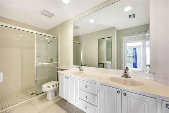 4255 Redonda Ln, Condo with 2 bedrooms, 2 bathrooms and 2 parking in NAPLES FL | Image 19