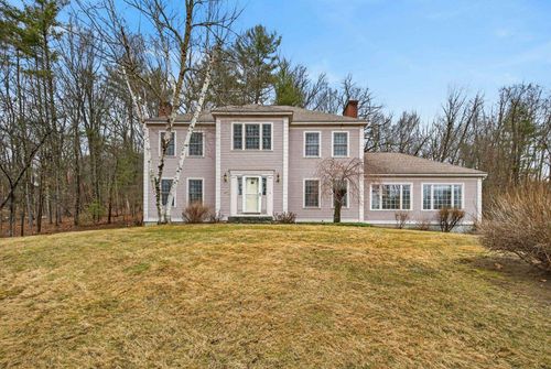 31 Gage Rd, Bedford, NH, 03110-5616 | Card Image