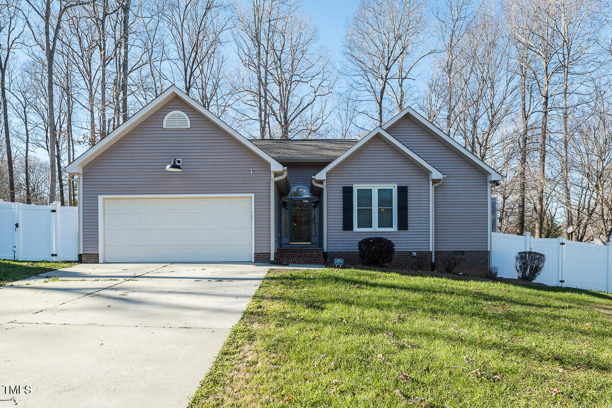 Holly Ridge Ln, Mebane, NC 27302
