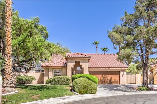 5011 Rio Colorado Cir, North Las Vegas, NV, 89031-2822 | Card Image