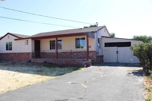 2732 Lincoln Ln, Antioch, CA, 94509 | Card Image