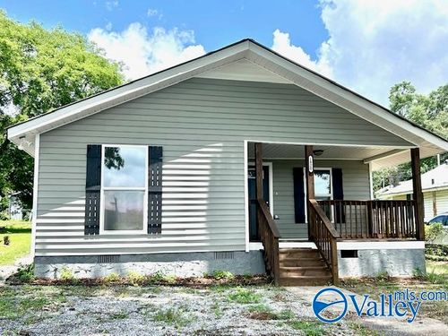 1820 Obrig Ave, Guntersville, AL, 35976-2117 | Card Image
