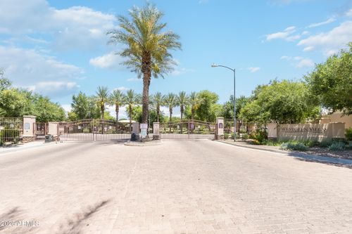 7264 W Cactus Wren Dr, Glendale, AZ, 85303-2561 | Card Image