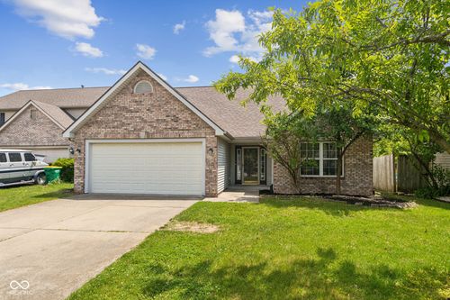 14911 Silver Thorne Way, Carmel, IN, 46033-8977 | Card Image