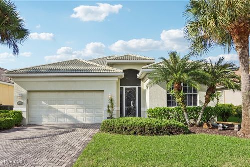 3662 Grand Cypress Dr, NAPLES, FL, 34119-7923 | Card Image