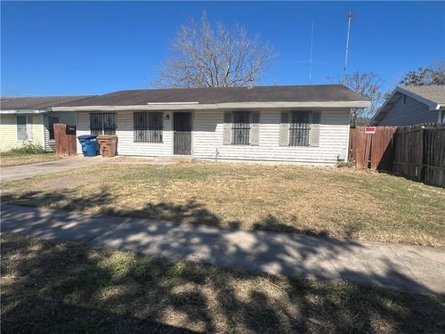 1418 Seville Dr, Corpus Christi, TX, 78416-1747 | Card Image