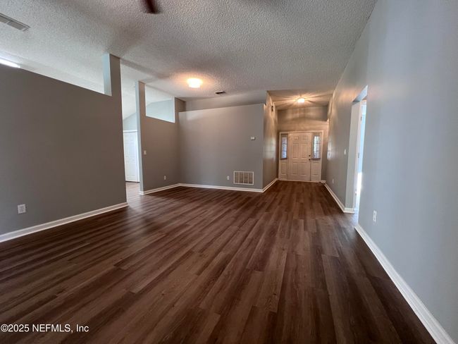 795 Bellshire Dr, House other with 3 bedrooms, 2 bathrooms and null parking in Orange Park FL | Image 4