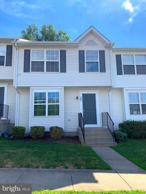 205 Merrill Ct, STAFFORD, VA, 22554-7587 | Card Image