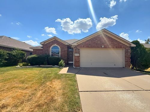 8320 Trinity Vista Trl, Hurst, TX, 76053-7400 | Card Image