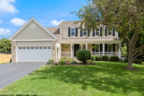 1141 Boxwood Dr, Crystal Lake, IL, 60014-1808 | Card Image