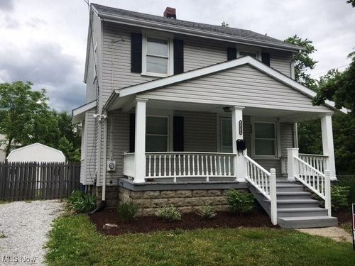 583 Victoria Ave, Akron, OH, 44310-3939 | Card Image