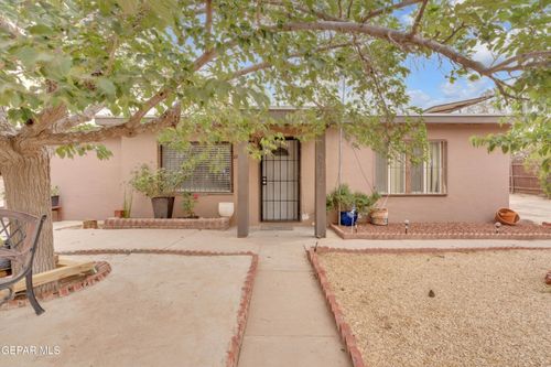 8715 Lawson St, El Paso, TX, 79904-2314 | Card Image