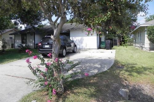 10506 Buffum St, Houston, TX, 77051-4004 | Card Image