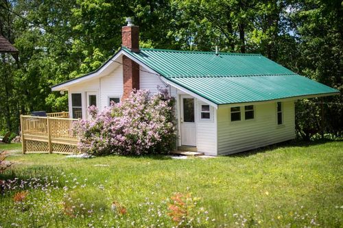 194 Edgewood Park Ln, Orleans, VT, 05860-9259 | Card Image