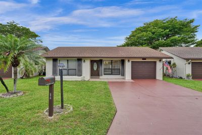 1519 Sw 21st Ter, House other with 2 bedrooms, 2 bathrooms and null parking in Deerfield Beach FL | Image 2