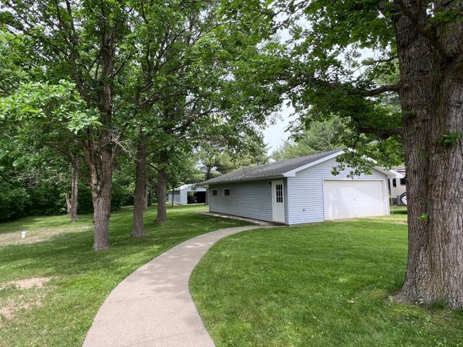 Garages | Image 39