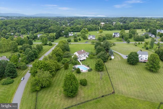 17760 Julie Ann Ct, House other with 4 bedrooms, 4 bathrooms and null parking in HAMILTON VA | Image 88