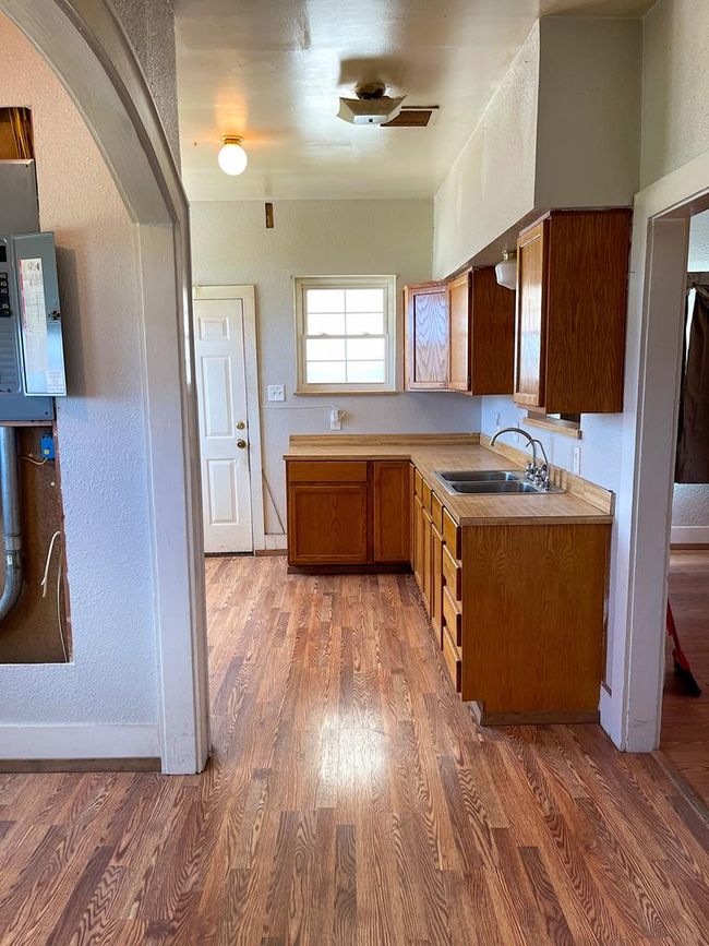 501 E 15 Th St, House other with 2 bedrooms, 1 bathrooms and 2 parking in Big Spring TX | Image 16