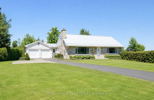 2427 County Rd 18, Kemptville, ON, K0G1J0 | Card Image