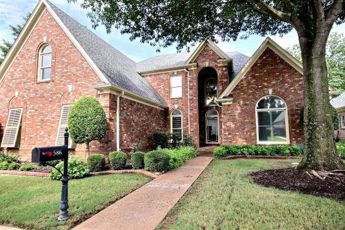 586 Warwick Willow Cv, Collierville, TN, 38017 | Card Image