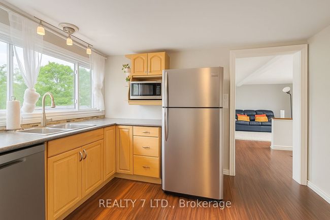 22 Lawrence St N, House other with 4 bedrooms, 2 bathrooms and null parking in Peterborough ON | Image 11