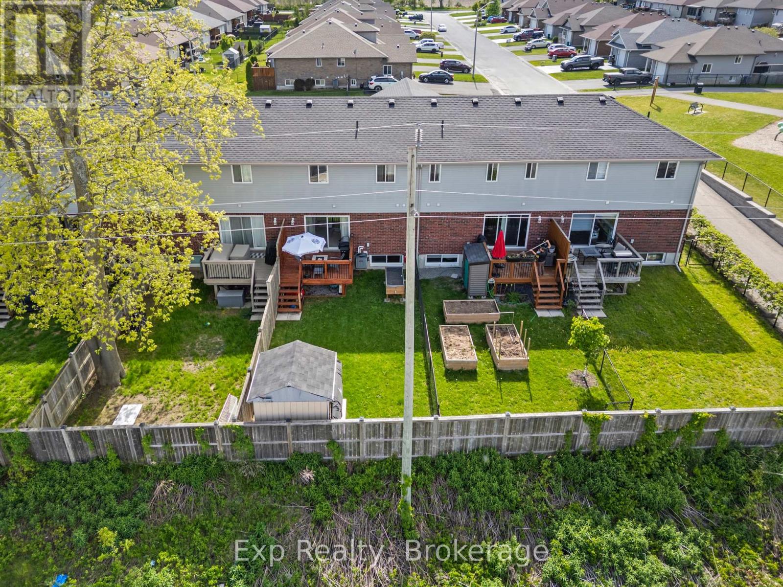 Residential in Quinte West (Murray Ward) 3