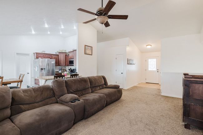 123 Agate Dr, House other with 3 bedrooms, 2 bathrooms and null parking in Spring Creek NV | Image 10