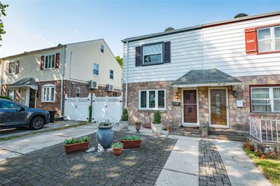 58-10 207th Street, House other with 2 bedrooms, 1 bathrooms and null parking in Oakland Gardens NY | Image 2