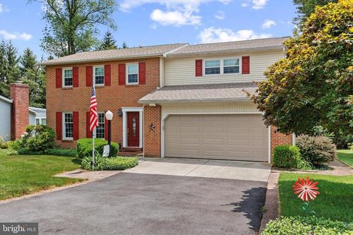 936 Woodridge Dr, ENOLA, PA, 17025-1545 | Card Image