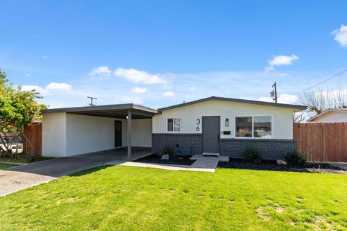 36 Santa Ana Ave, Clovis, CA, 93612-4438 | Card Image