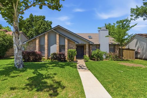 2816 Chelsea Ln, Flower Mound, TX, 75028-1530 | Card Image
