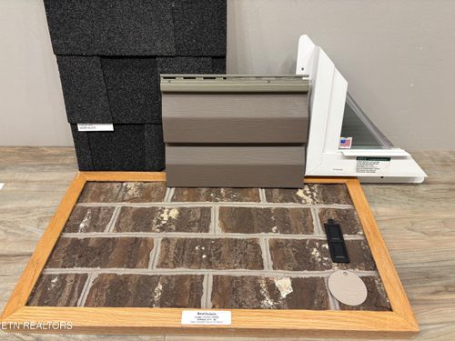 12527 Centerview Rd, Knoxville, TN, 37932-2789 | Card Image