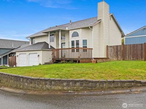 27420 Church Creek Loop Nw, Stanwood, WA, 98292-9597 | Card Image