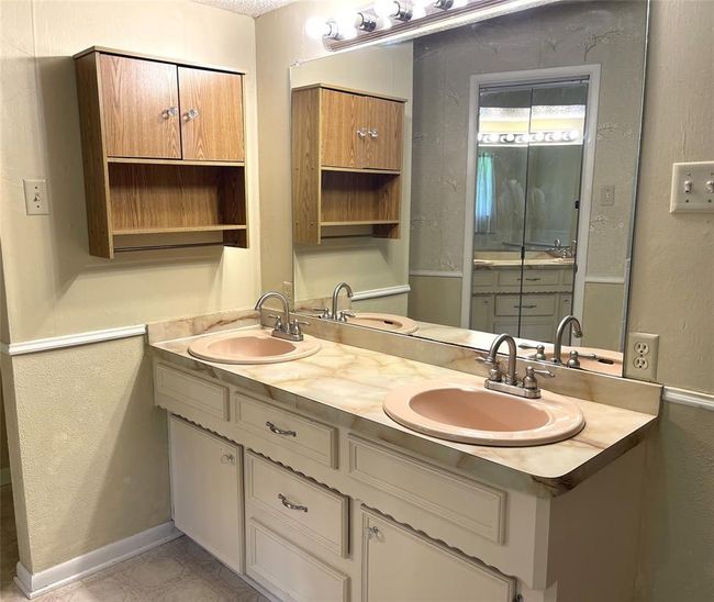 806 Robindale Ln, House other with 4 bedrooms, 4 bathrooms and null parking in Fairfield TX | Image 21