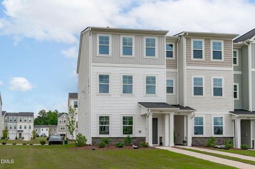 2539 Kasota Ln, Raleigh, NC, 27610-7198 | Card Image