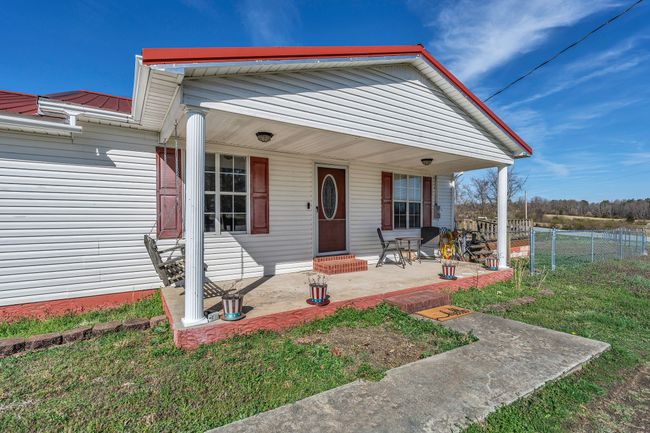 619 Revilo Rd, House other with 3 bedrooms, 1 bathrooms and null parking in Leoma TN | Image 4