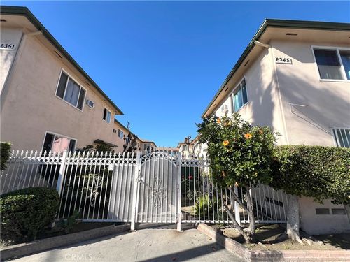 apt-j-6345 Templeton St, Huntington Park, CA, 90255-4365 | Card Image