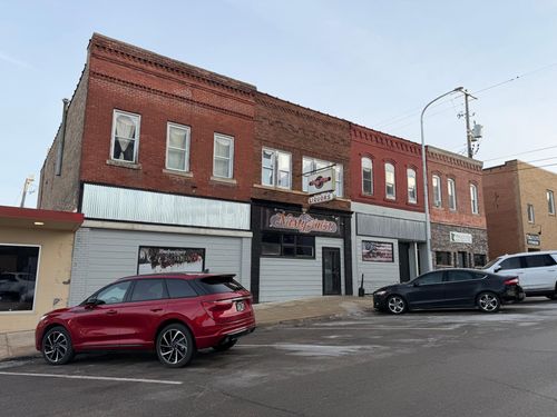 134 W William St, Albert Lea, MN, 56007-2531 | Card Image