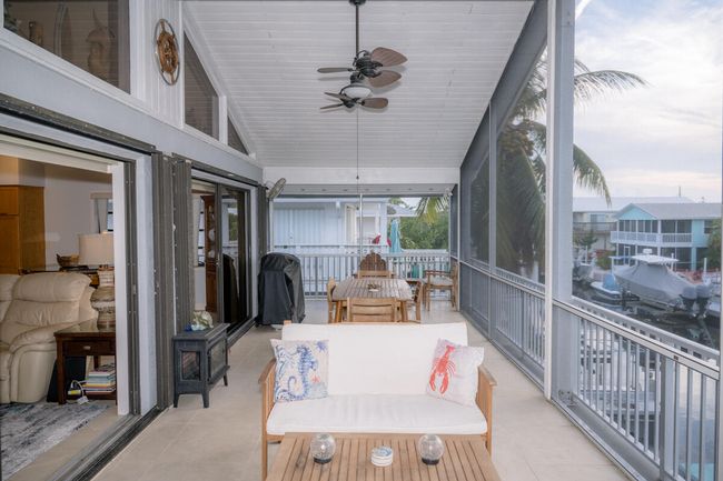 Porch | Image 30
