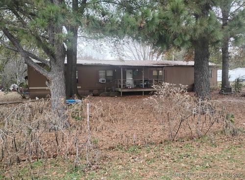 711 N F St, Quinton, OK, 74561 | Card Image