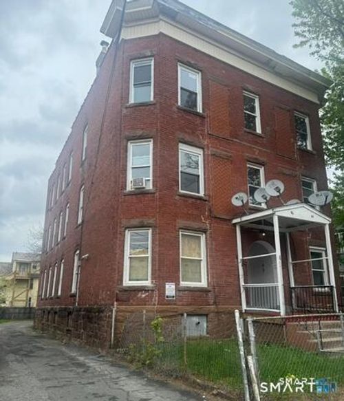 2-46 Bond St, Hartford, CT, 06114-6376 | Card Image