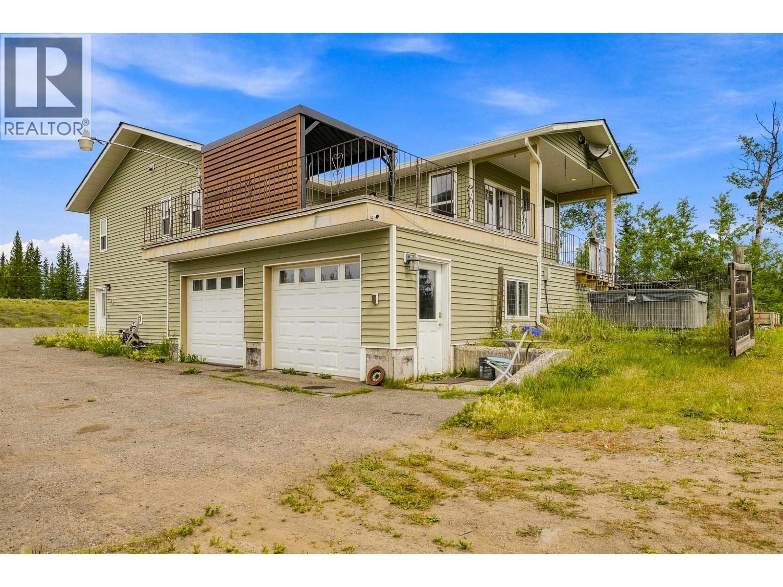 Residential in 100 Mile House 3