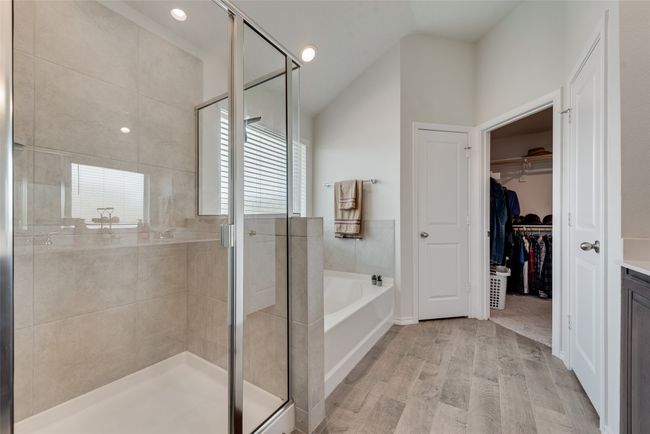210 High Point Way, House other with 4 bedrooms, 2 bathrooms and null parking in Justin TX | Image 23